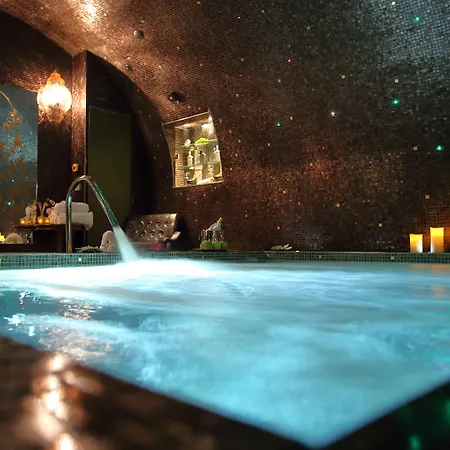 Da Vinci & Szálloda