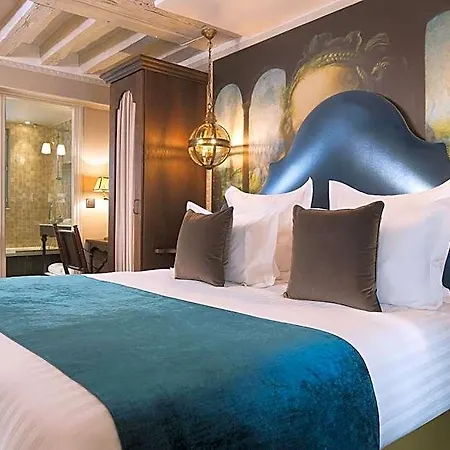 Hotell Da Vinci & 4*